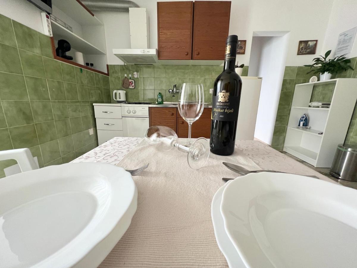 רוביני Martin Apartments מראה חיצוני תמונה